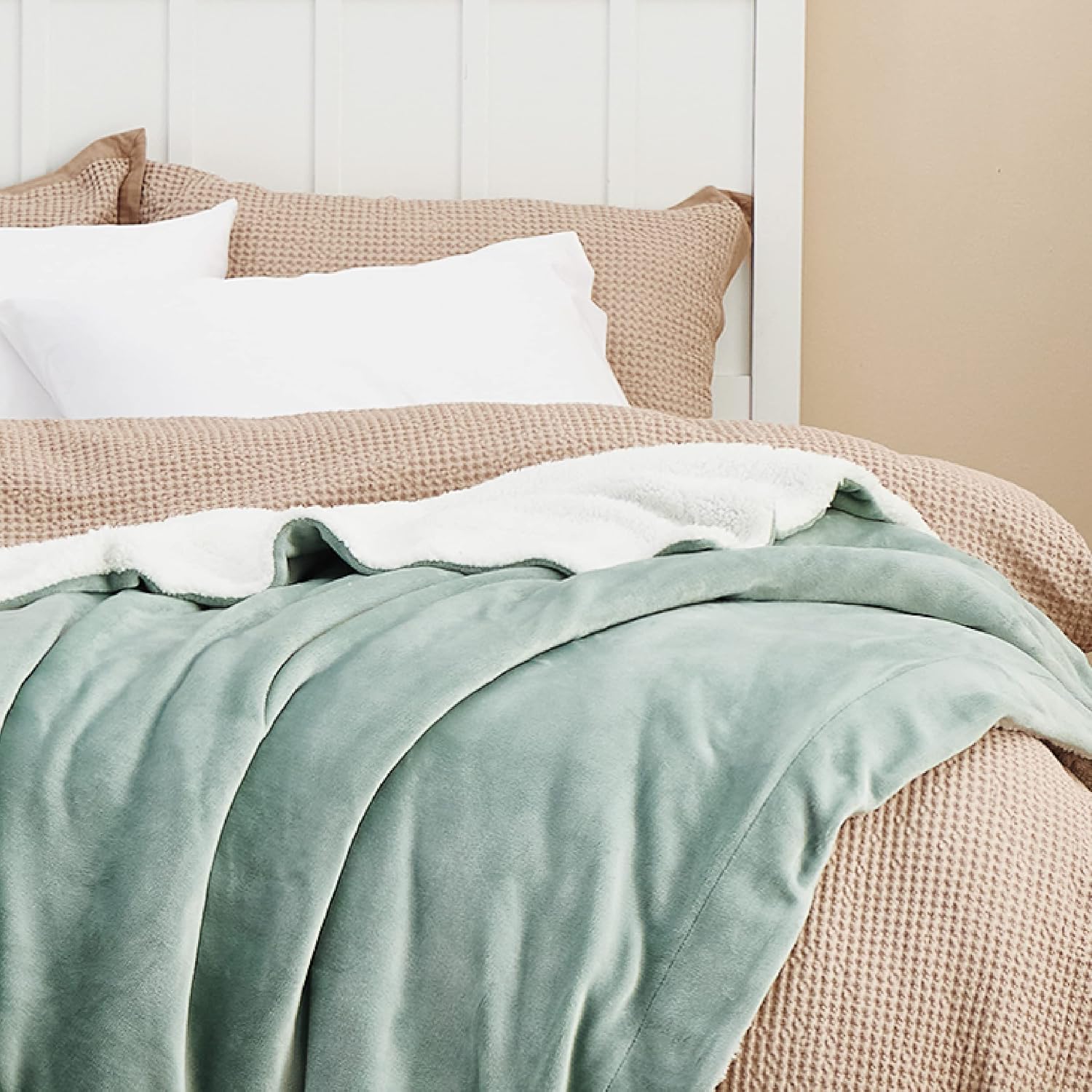 Sage Green Thick Sherpa Fleece Blanket